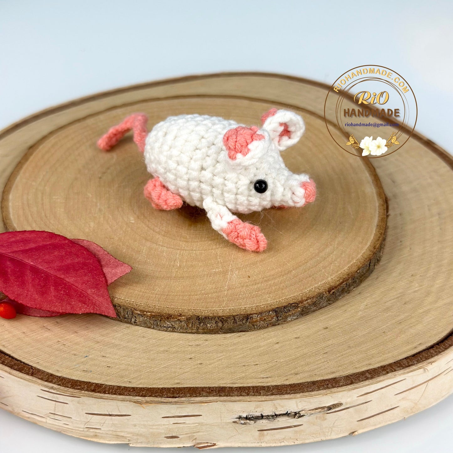 Handmade rat car rearview mirror charm crochet amigurumi, rat keychain, plushie toy, cute gift, car hanging accessory