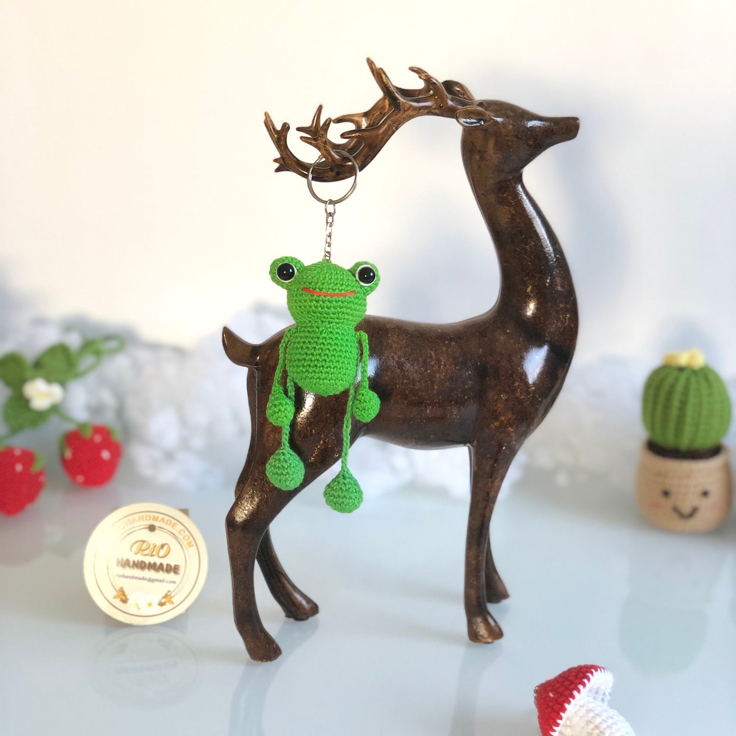 Handmade frog crochet keychain mirror charm crochet amigurumi, plushie toy, gift