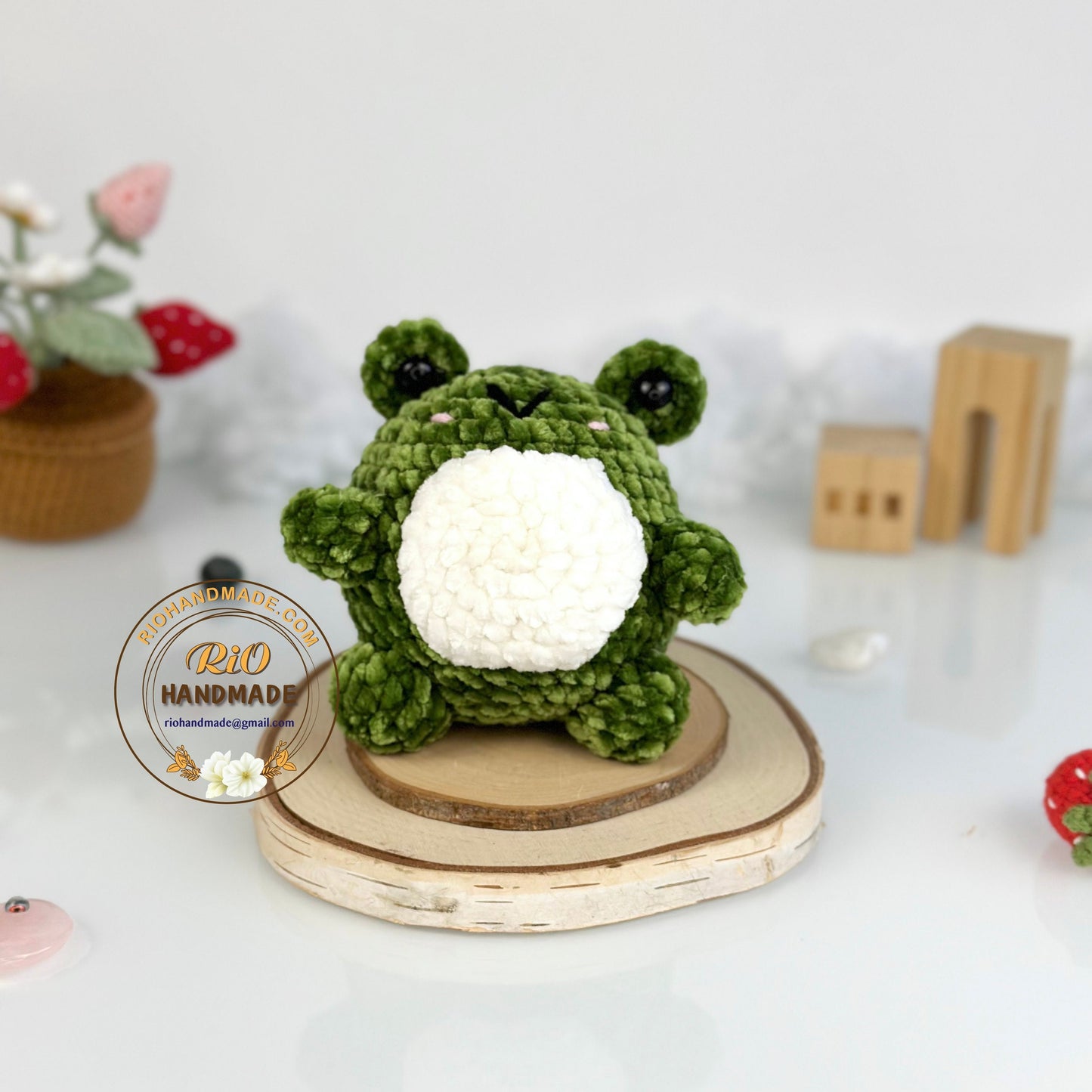 Ready To Ship, Rio Handmade Velvet Frog, Cute Frog Plushie Crochet, Amigurumi Frog, Soft Toy For Kid