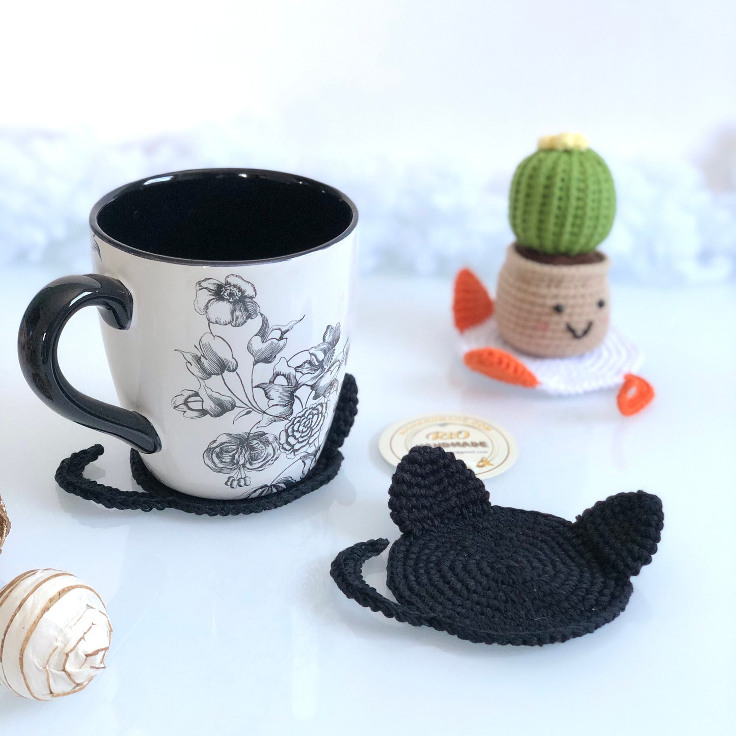 Handmade Cat Coaster Crochet, Amigurumi Coaster, Cat Coaster, Mug Rug, Kitten Bottom, Housewarming Gift, Home Decor