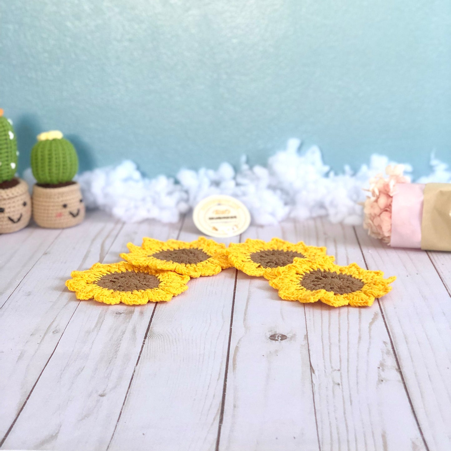Handmade Crochet Amigurumi Coaster, Sunflower Coaster, Set of 4 Coasters, Housewarming Gift, Home Decor, Crochet