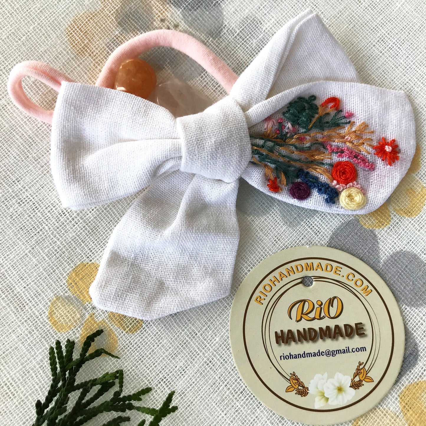 Handmade Linen Embroidery Bow, Baby Girl Headband, Soft Newborn Headband