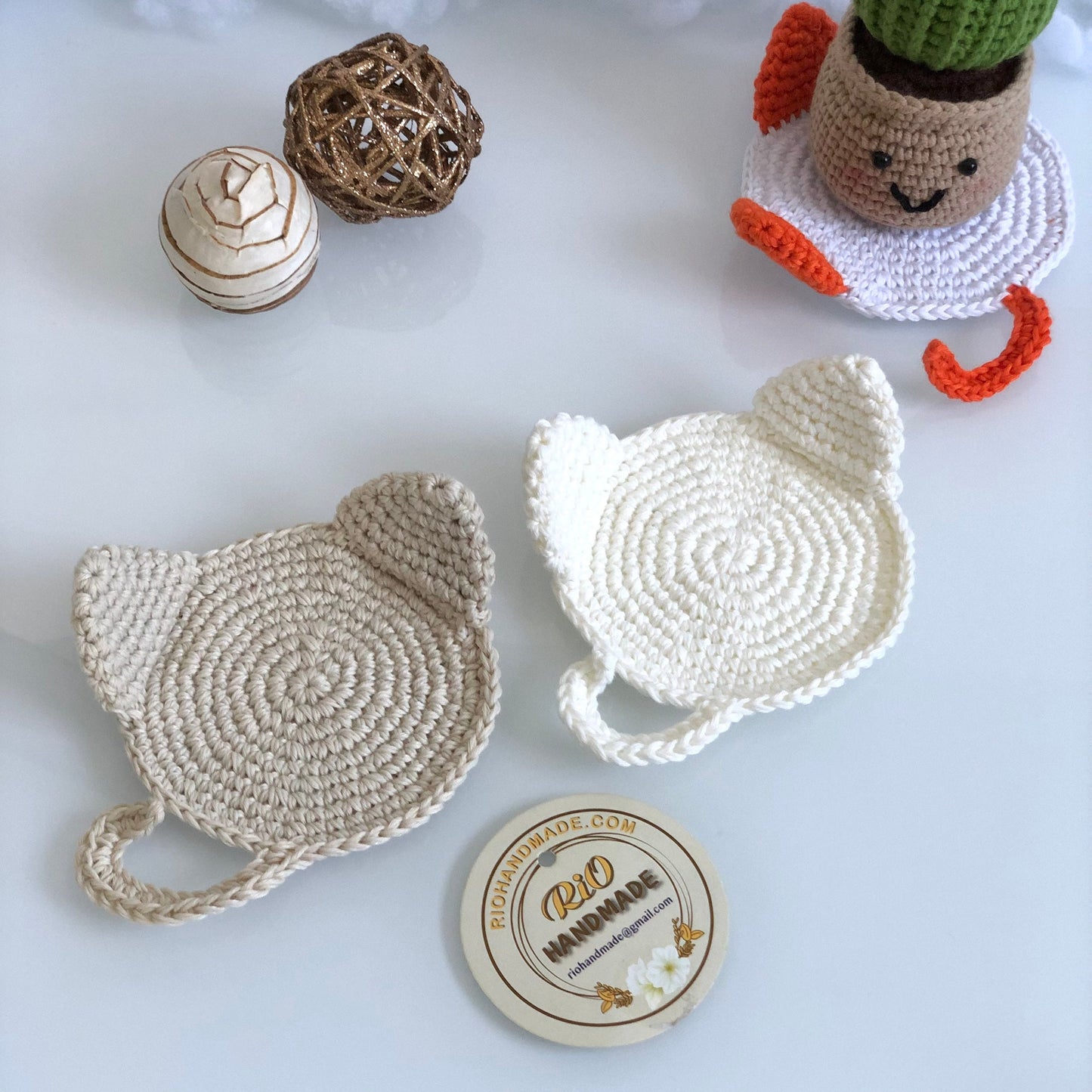 Handmade Cat Coaster Crochet, Amigurumi Coaster, Cat Coaster, Mug Rug, Kitten Bottom, Housewarming Gift, Home Decor
