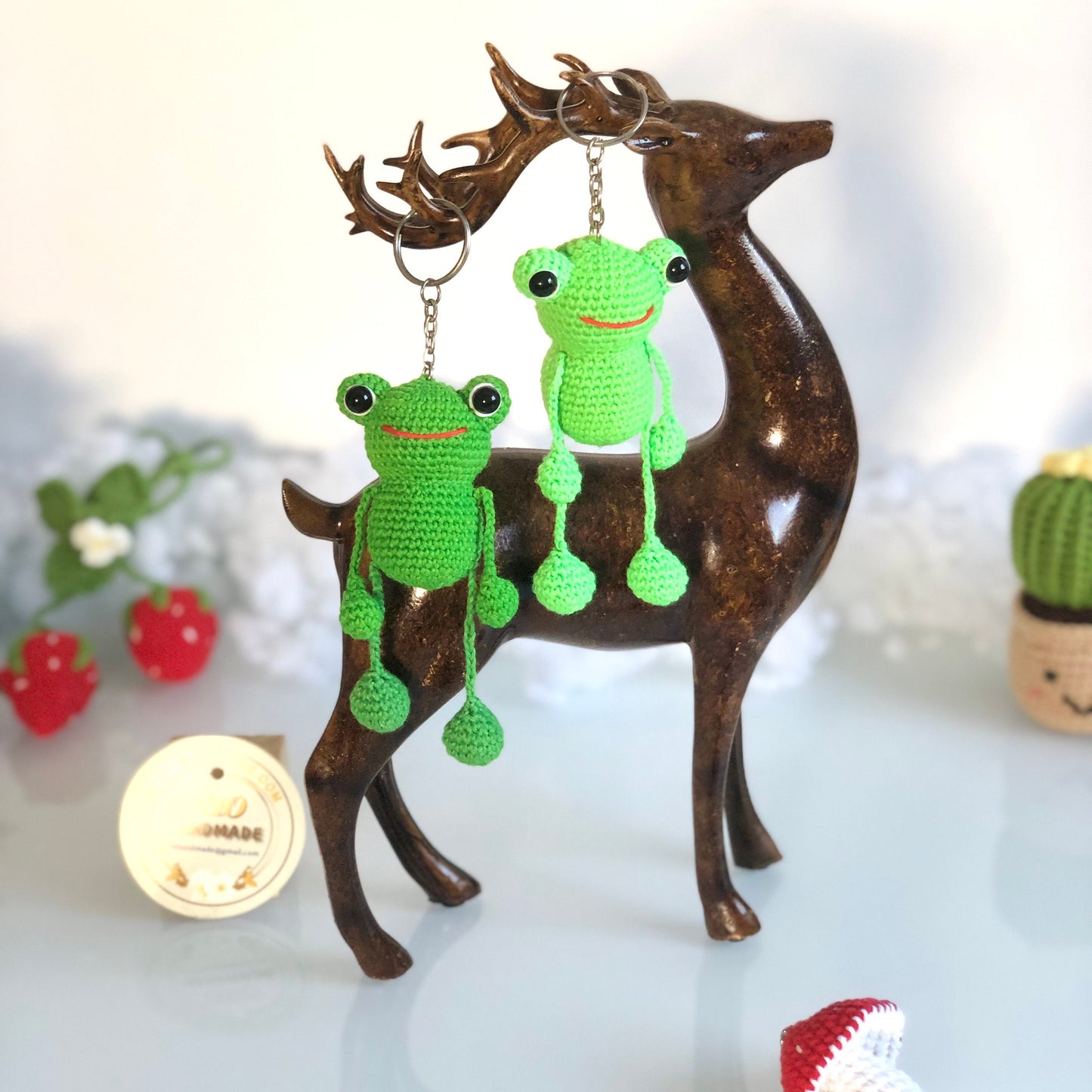 Handmade frog crochet keychain mirror charm crochet amigurumi, plushie toy, gift