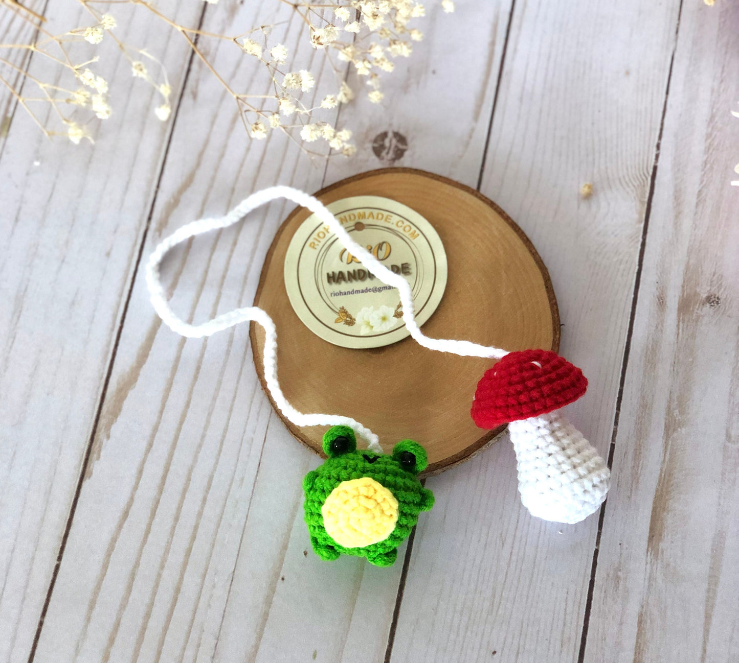 Handmade car rearview mirror charm crochet, amigurumi frog and mushroom, cute car charm