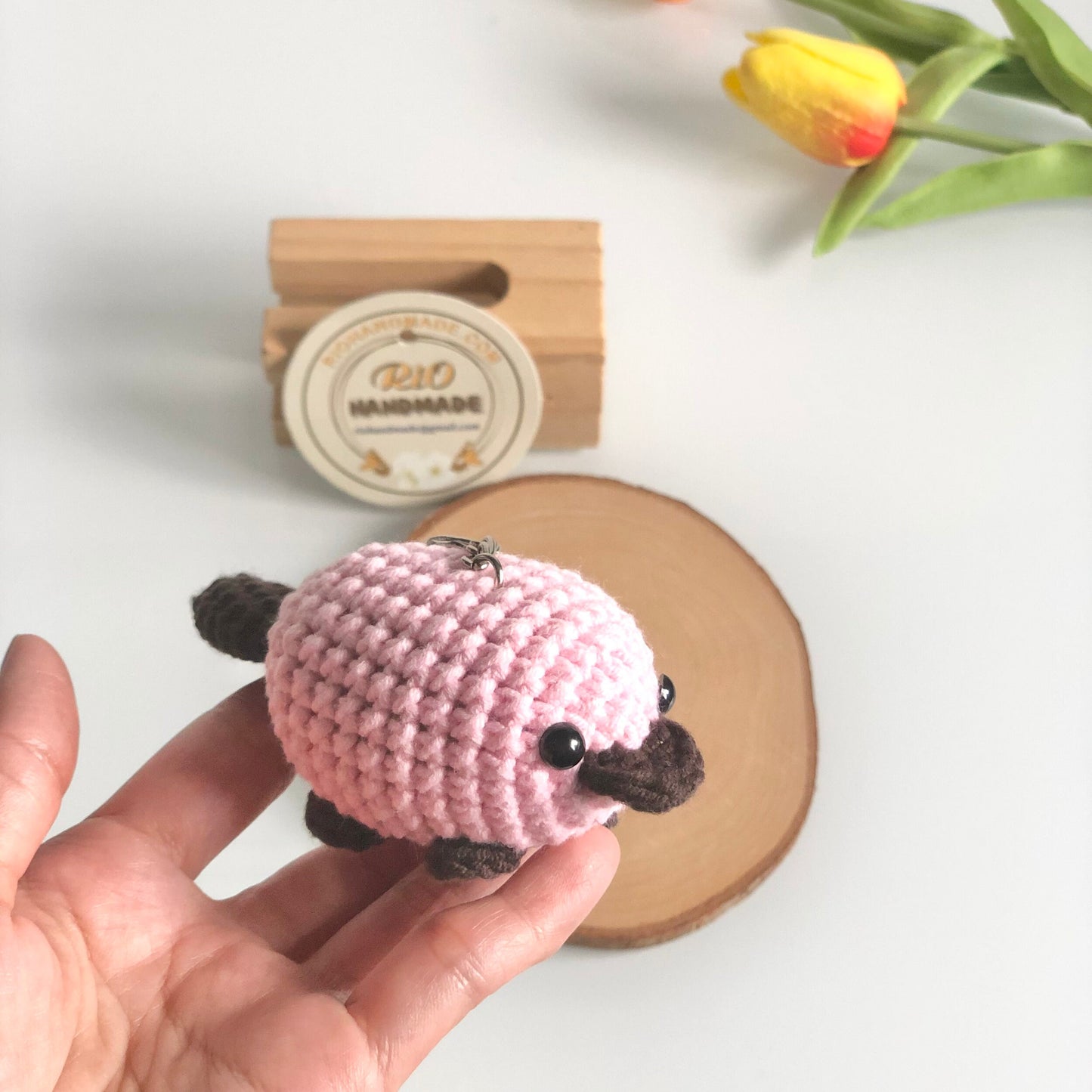 Handmade Platypus crochet keychain, pom bag charm, car rear view hanging mirrior, amigurumi, cute gift.