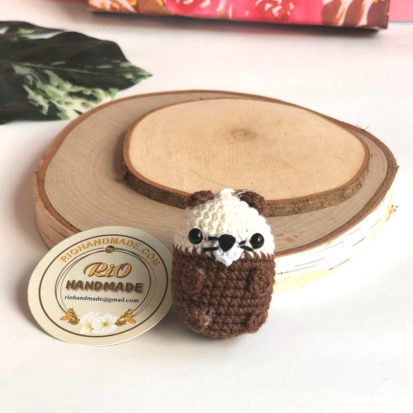 Handmade otter keychain, gift idea, amigurumi, otter car rearview mirrior charm, car hanging accessory, otter hanging