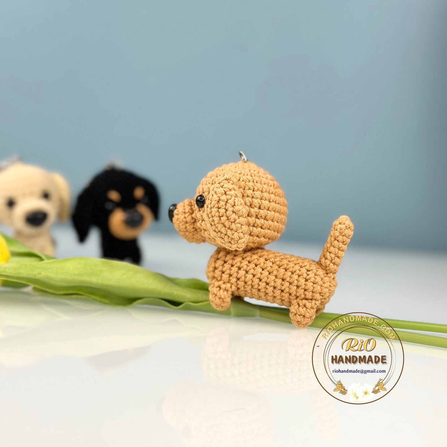 Rio Handmade yarn Dachshund crochet, amigurumi mini dachshund, cute dachshund, cute dog, home decor, crochet keychain, adult hobby
