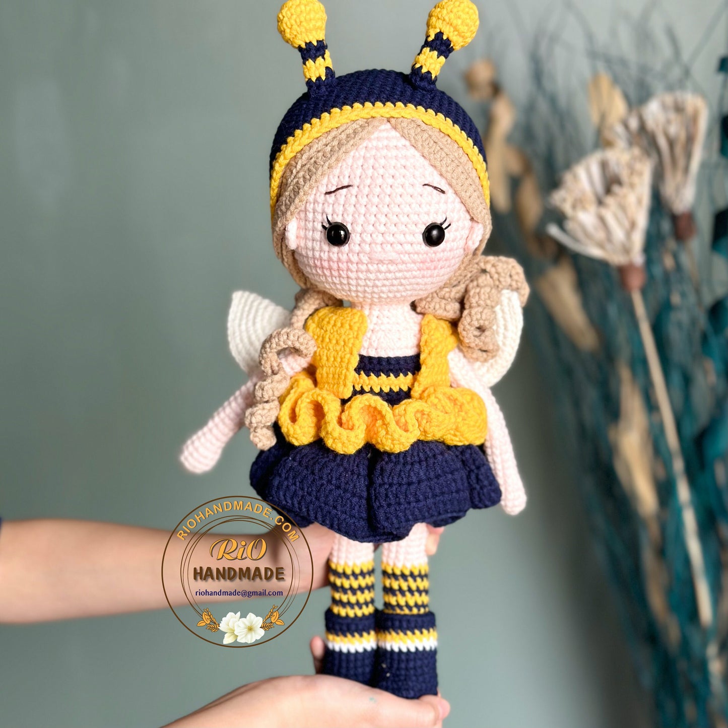 Handmade yarn cotton doll crochet, amigurumi bee doll , cute doll, soft toy for baby, toddler, kid, adult hobby