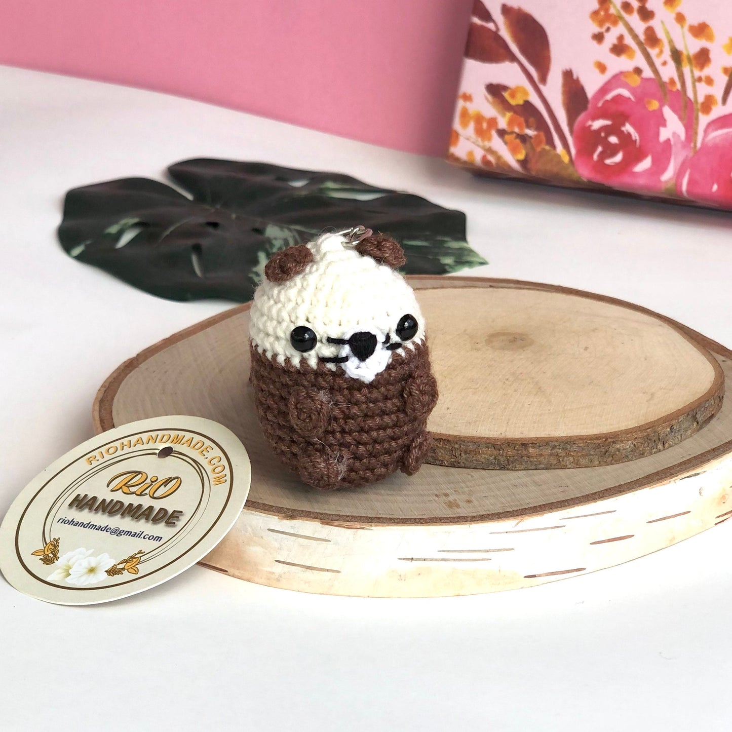 Handmade otter keychain, gift idea, amigurumi, otter car rearview mirrior charm, car hanging accessory, otter hanging