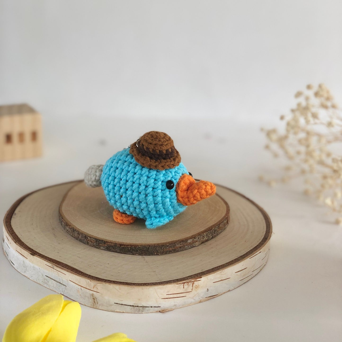 Handmade Platypus crochet keychain, pom bag charm, car rear view hanging mirrior, amigurumi, cute gift.