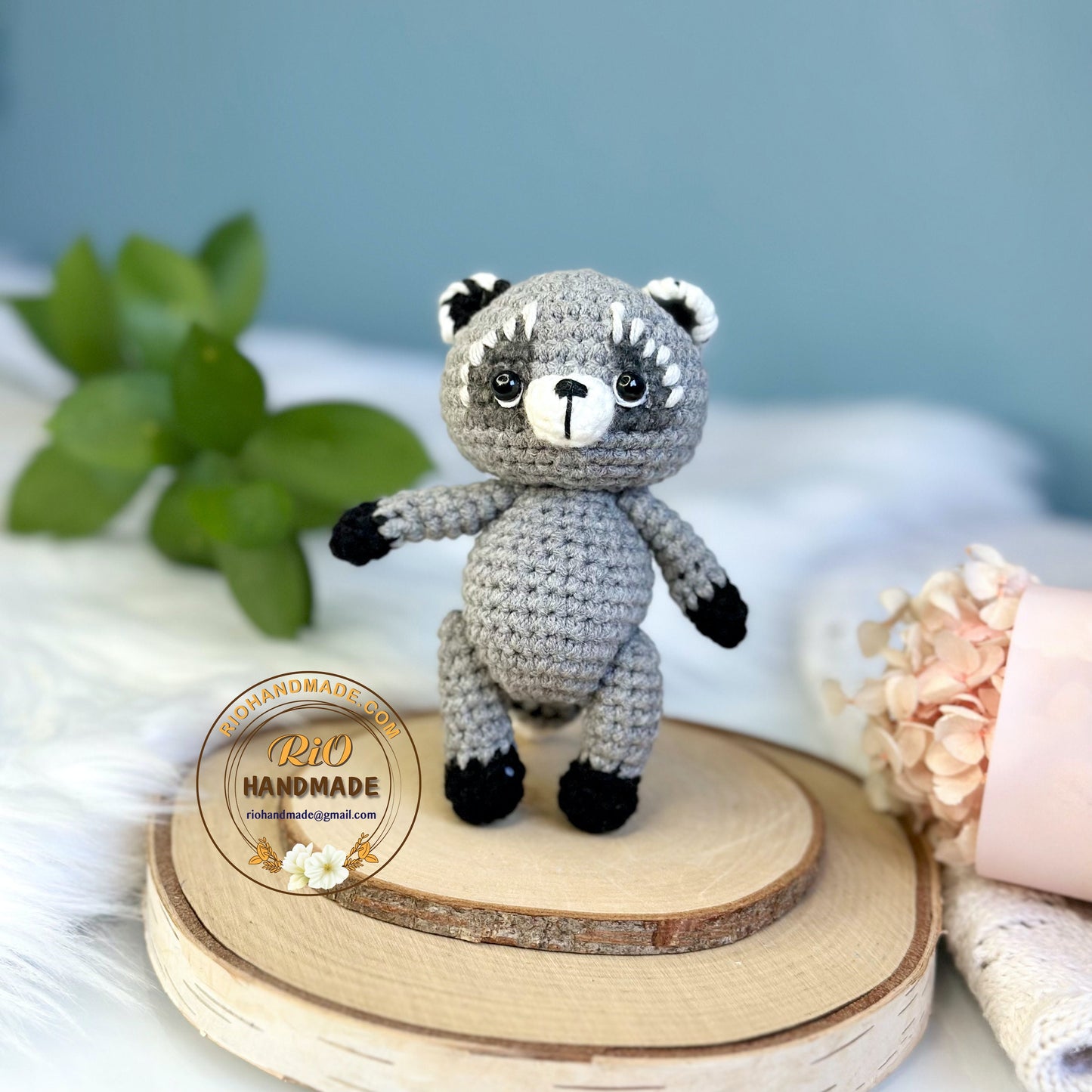 Handmade raccoon crochet, amigurumi raccoon, cute toy for kid, birthday gift, home decor, car hanging accessory, adult hobby