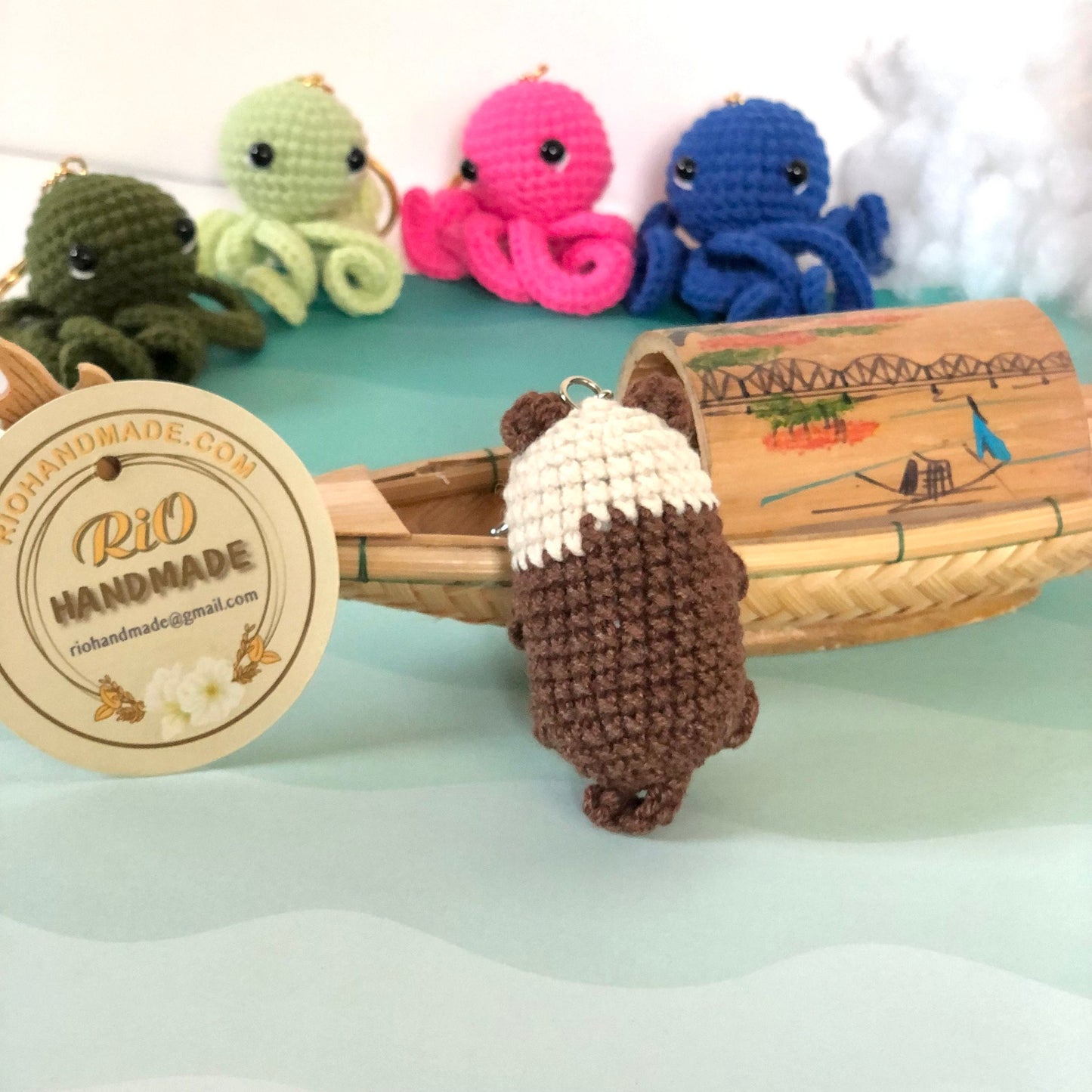 Handmade otter keychain, gift idea, amigurumi, otter car rearview mirrior charm, car hanging accessory, otter hanging