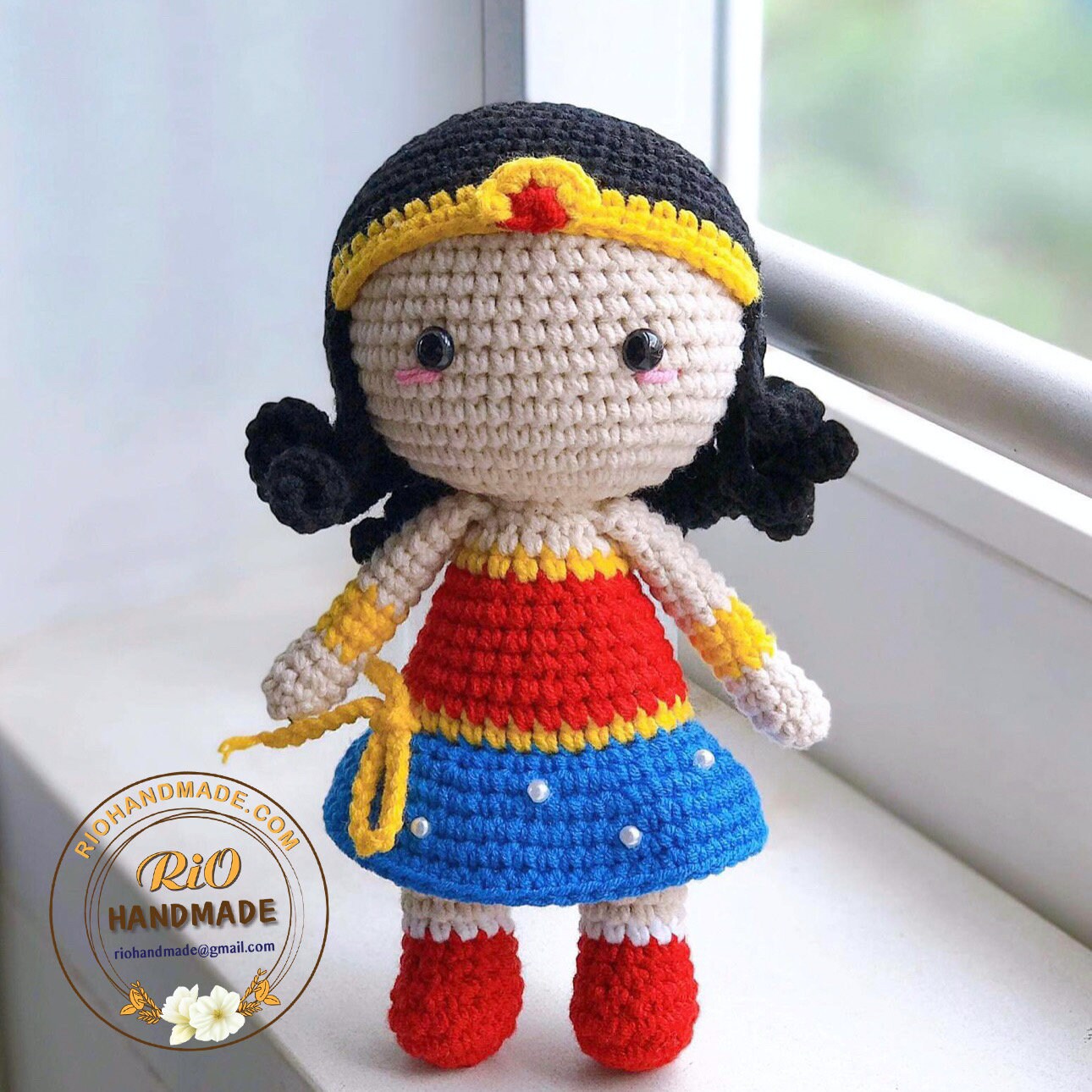 Handmade crocheted doll, Crochet mini doll, Handmade plush doll, Mini custom doll, Cute gift, Adult hobby