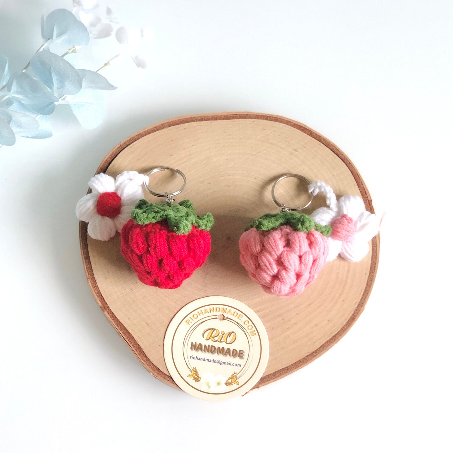 Handmade Strawberry, Crochet Strawberry and Flower Keychain, Amigurumi Strawberry and flower, Cute Gift