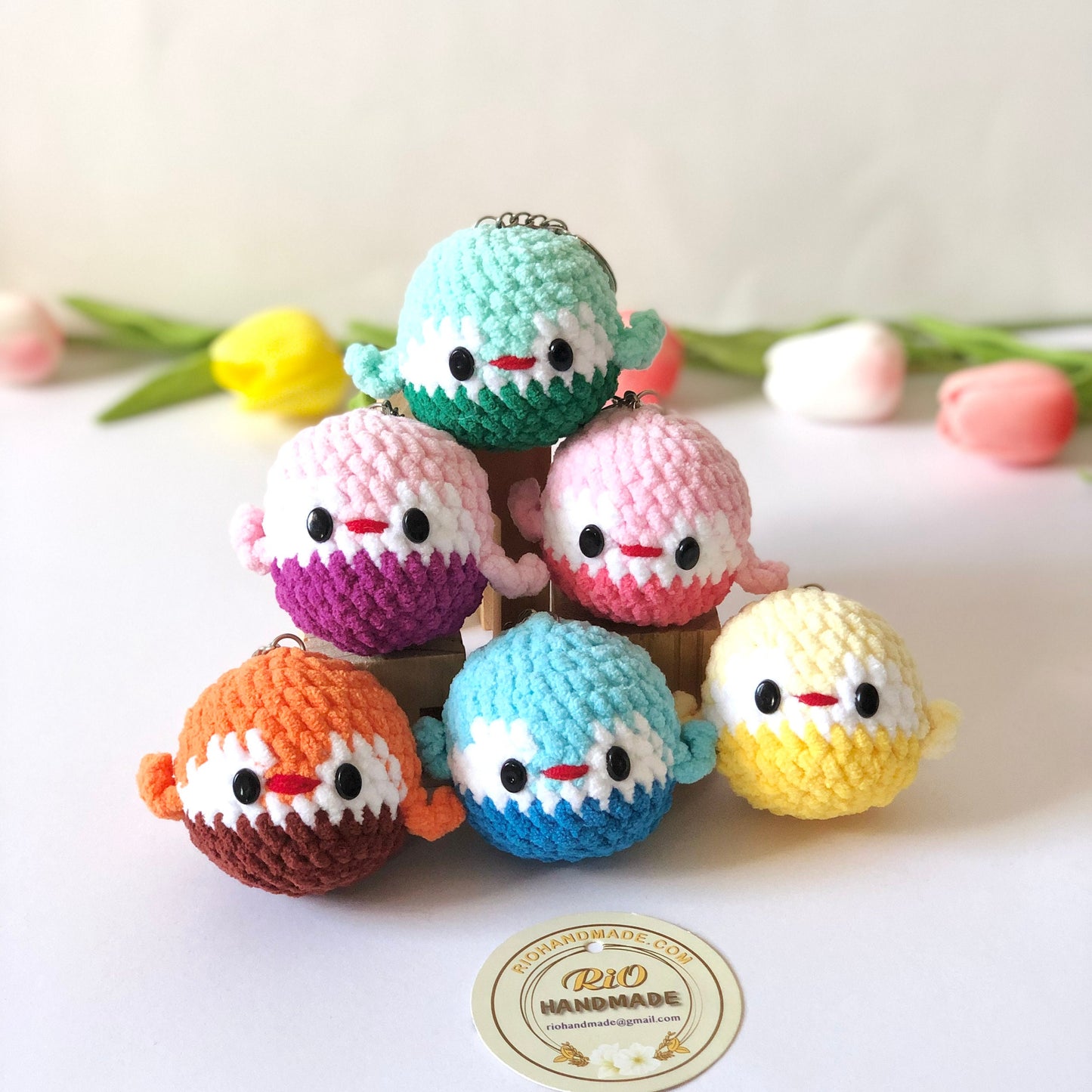 Handmade stress penguin crochet keychain, amigurumi penguin, stress friend, car rear view hanging, soft penguin, plushie toy, cute gift,