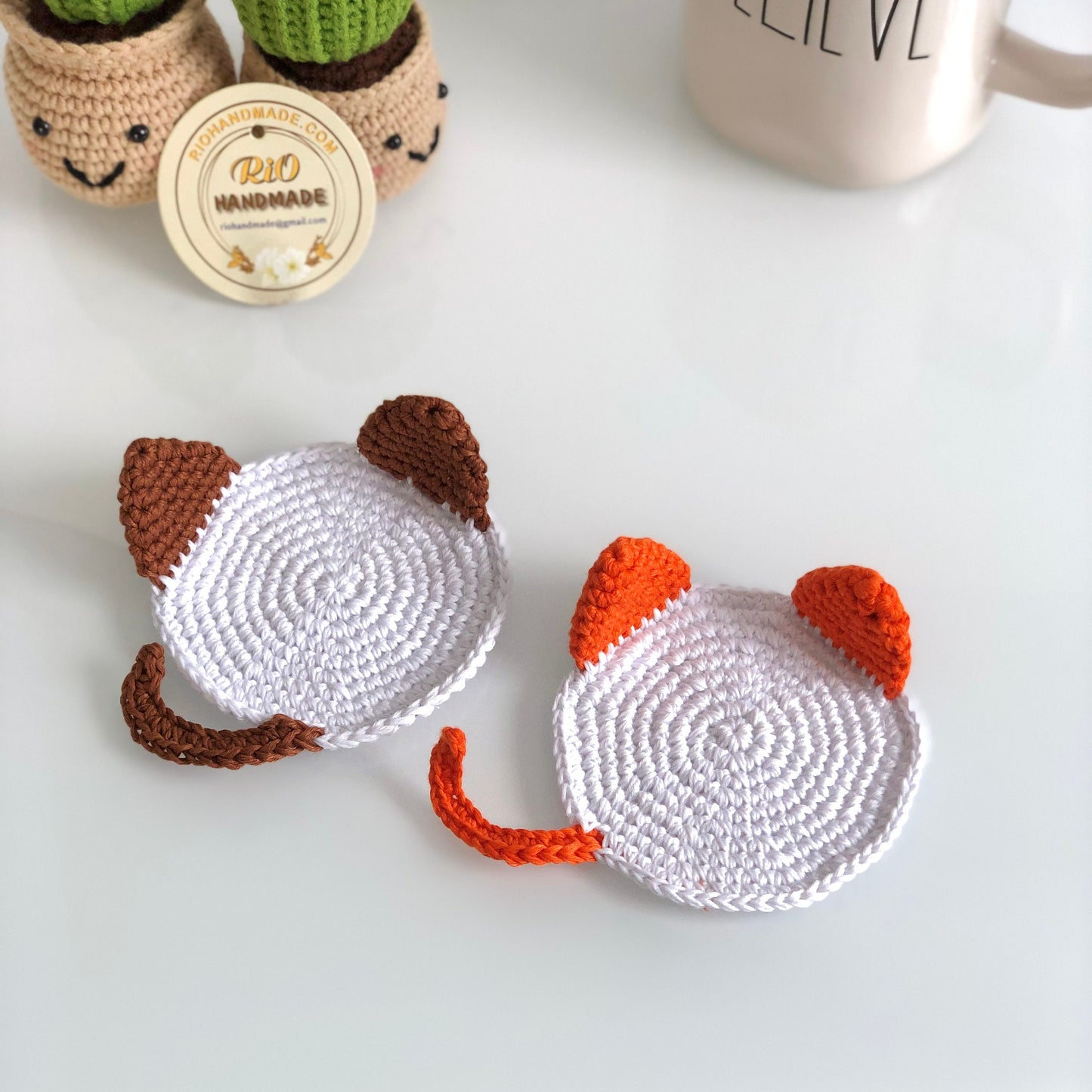 Handmade Cat Coaster Crochet, Amigurumi Coaster, Cat Coaster, Mug Rug, Kitten Mug Rug, Housewarming Gift, Home Decor