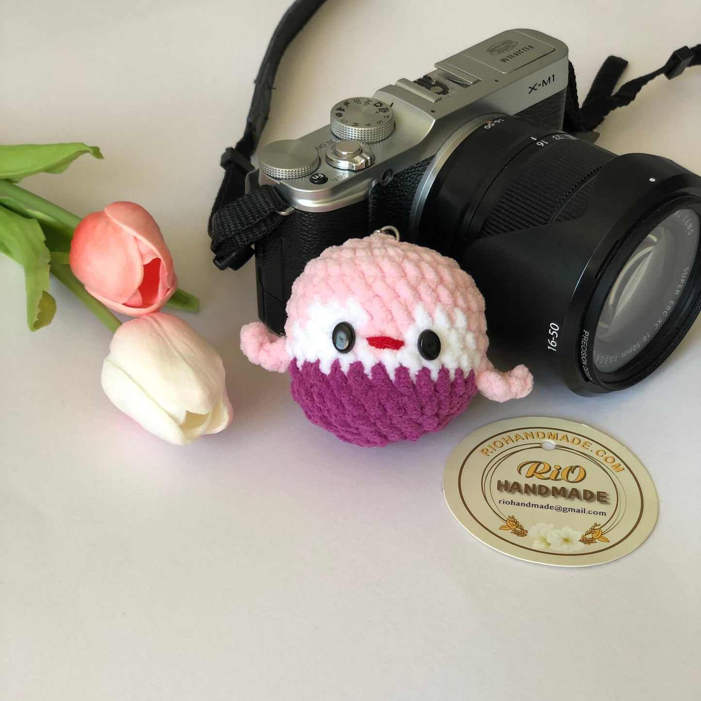 Handmade stress penguin crochet keychain, amigurumi penguin, stress friend, car rear view hanging, soft penguin, plushie toy, cute gift,