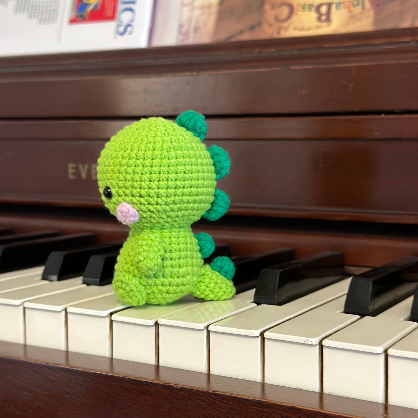 Handmade Dinosaur Crochet, Dinosaur Keychain, Pom Bag Charm, Amigurumi Dinosaur, Cute Gift.