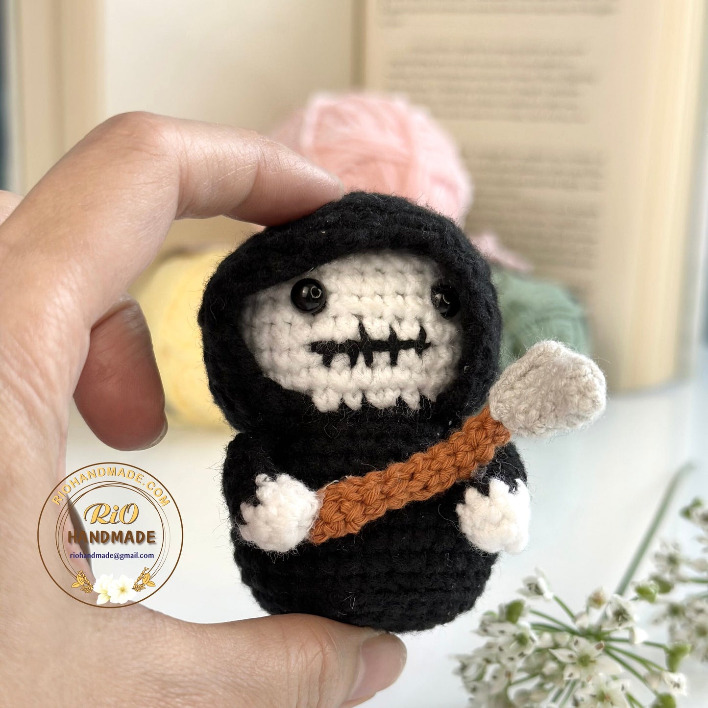 Crochet Grim Reaper inspired, Keychain, Car Rear View Hanging, Gift for Halloween, Halloween gift, Handmade crochet