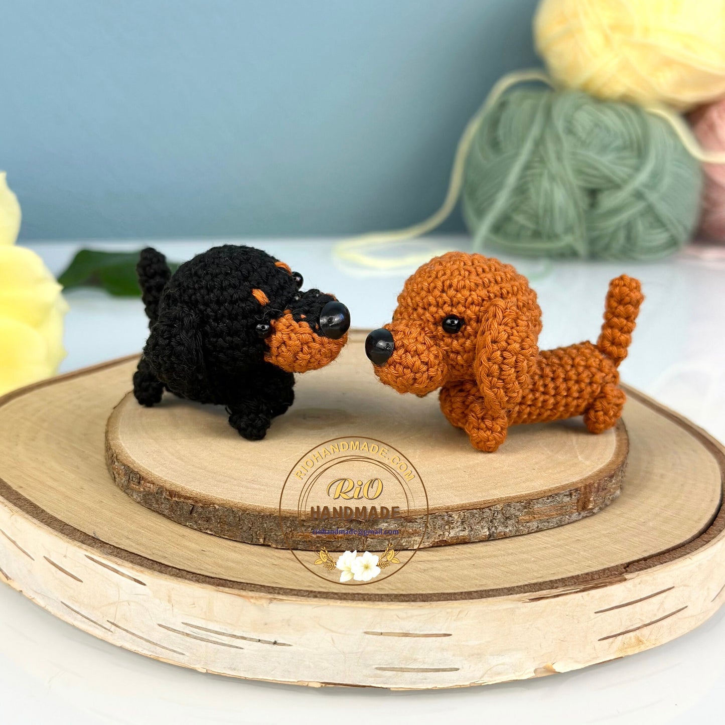 Rio Handmade yarn Dachshund crochet, amigurumi mini dachshund, cute dachshund, cute dog, home decor, crochet keychain, adult hobby