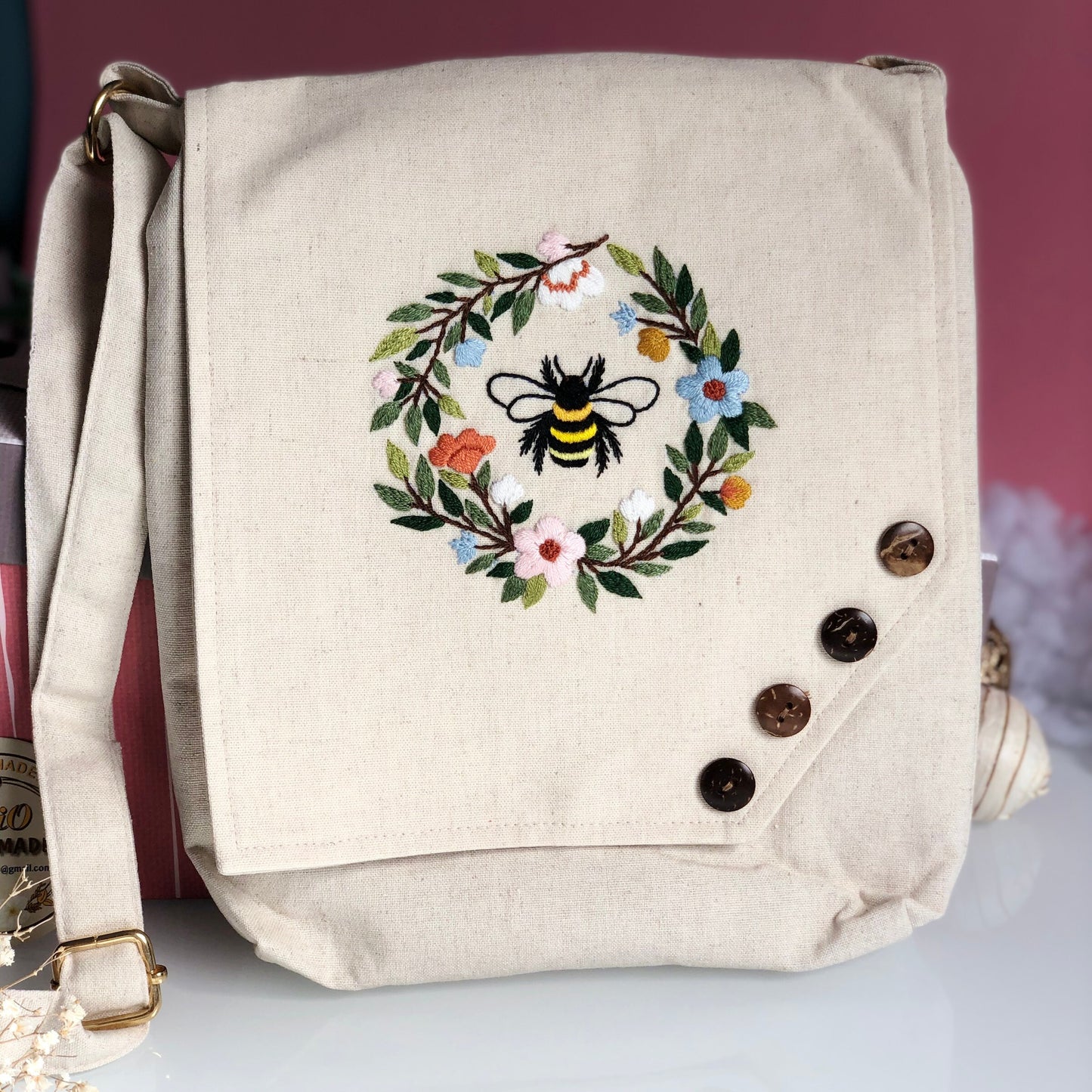 Hand Embroidered Linen Crossbody Bag, Linen Bag, Crossbody Bag, Bee and Flower Embroidery