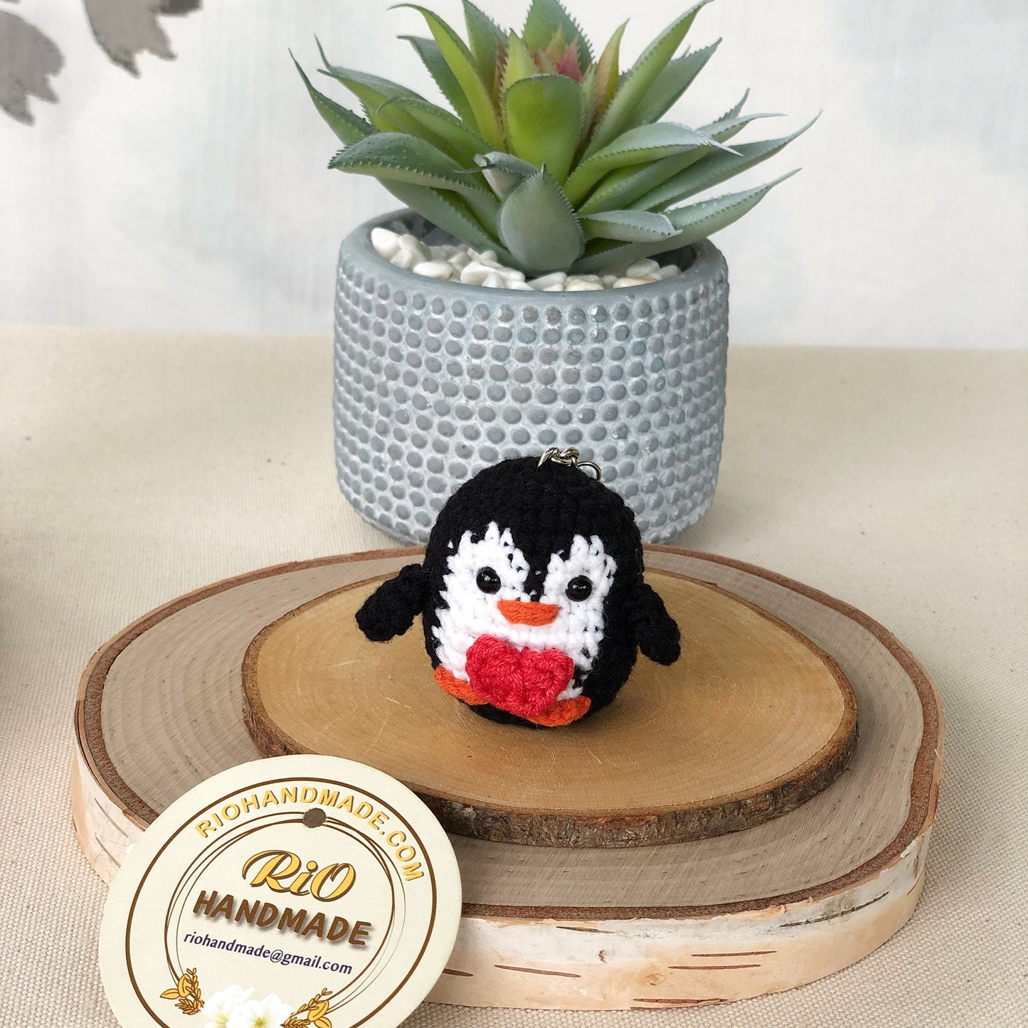 Handmade penguin with heart crochet keychain, amigurum penguin, plushie toy, cute gift