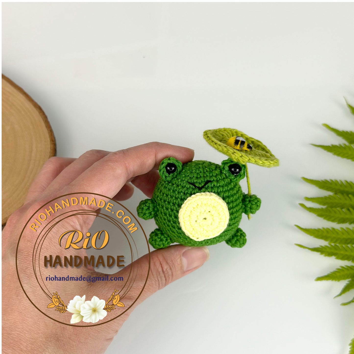Rio Handmade yarn cotton frog crochet keychain, amigurumi frog with lotus leaf, cute frog , home decor, adult hobby