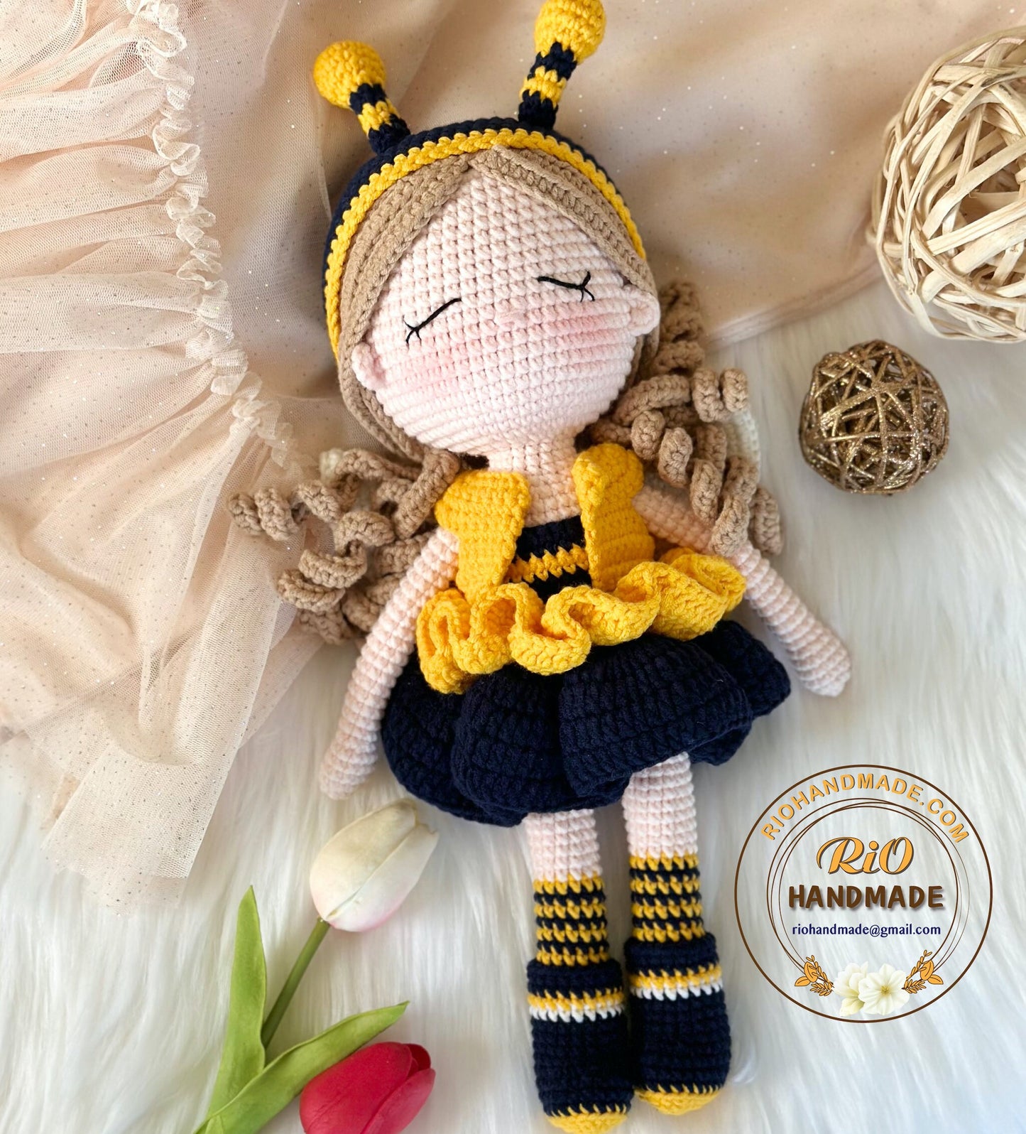 Handmade yarn cotton doll crochet, amigurumi bee doll , cute doll, soft toy for baby, toddler, kid, adult hobby