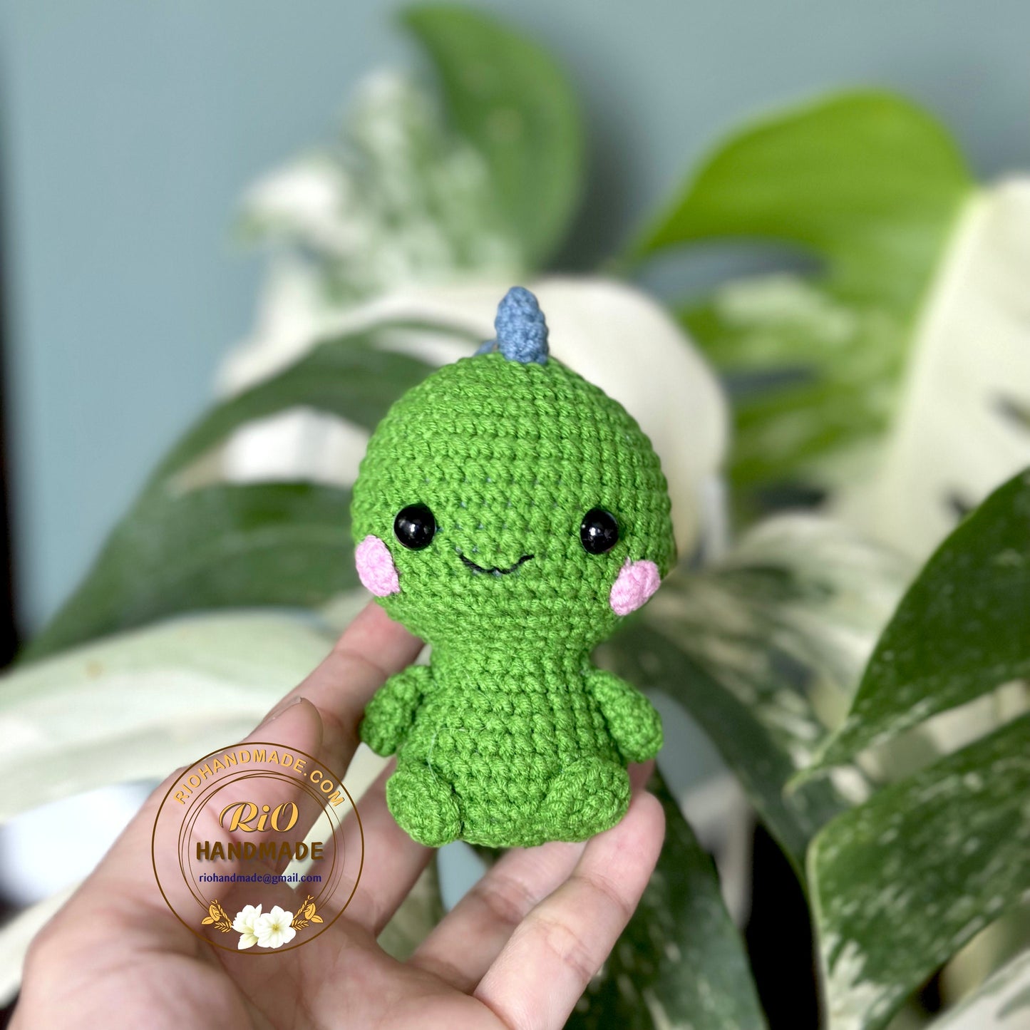 Handmade Dinosaur Crochet, Dinosaur Keychain, Pom Bag Charm, Amigurumi Dinosaur, Cute Gift.