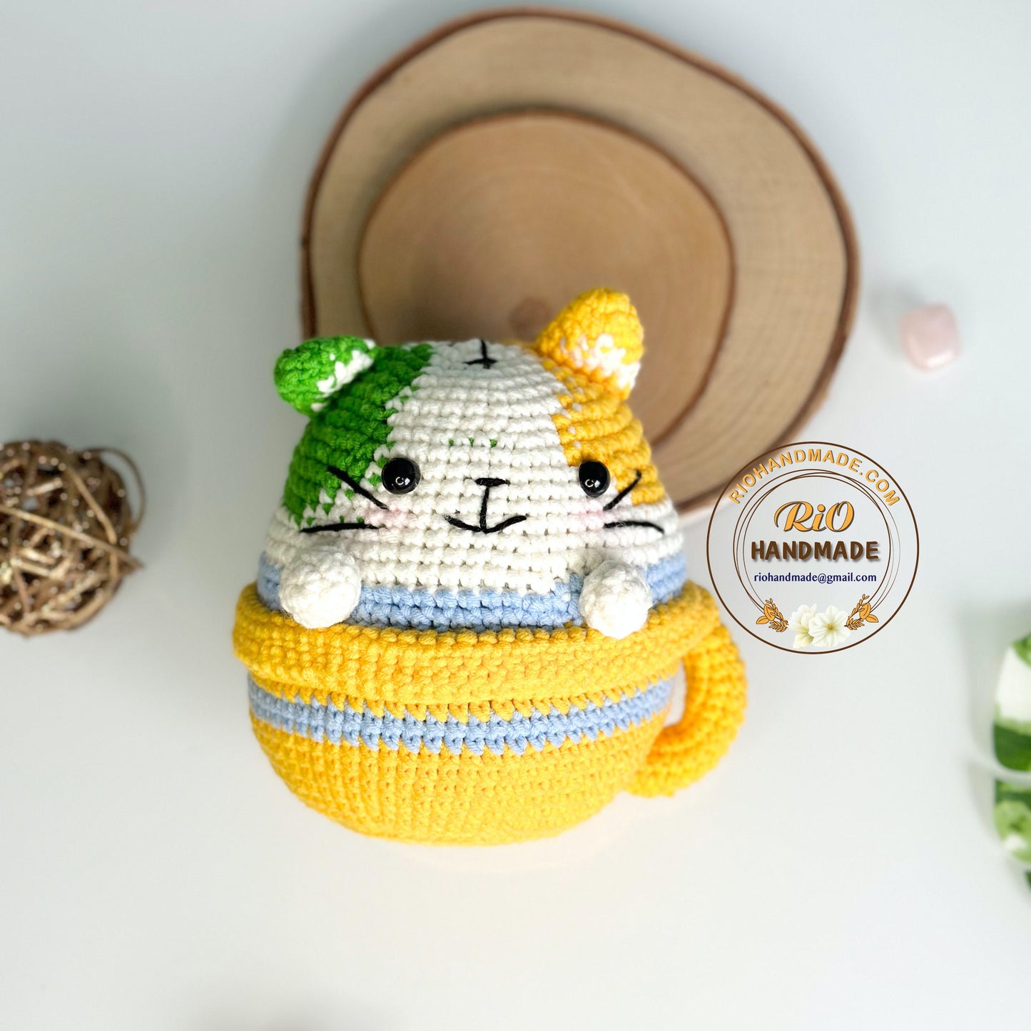 Handmade Kitten in the cup, crochet Kitten in the cup, amigurumi Kitten in the cup, soft toy for baby, toddler, kid, adult hobby