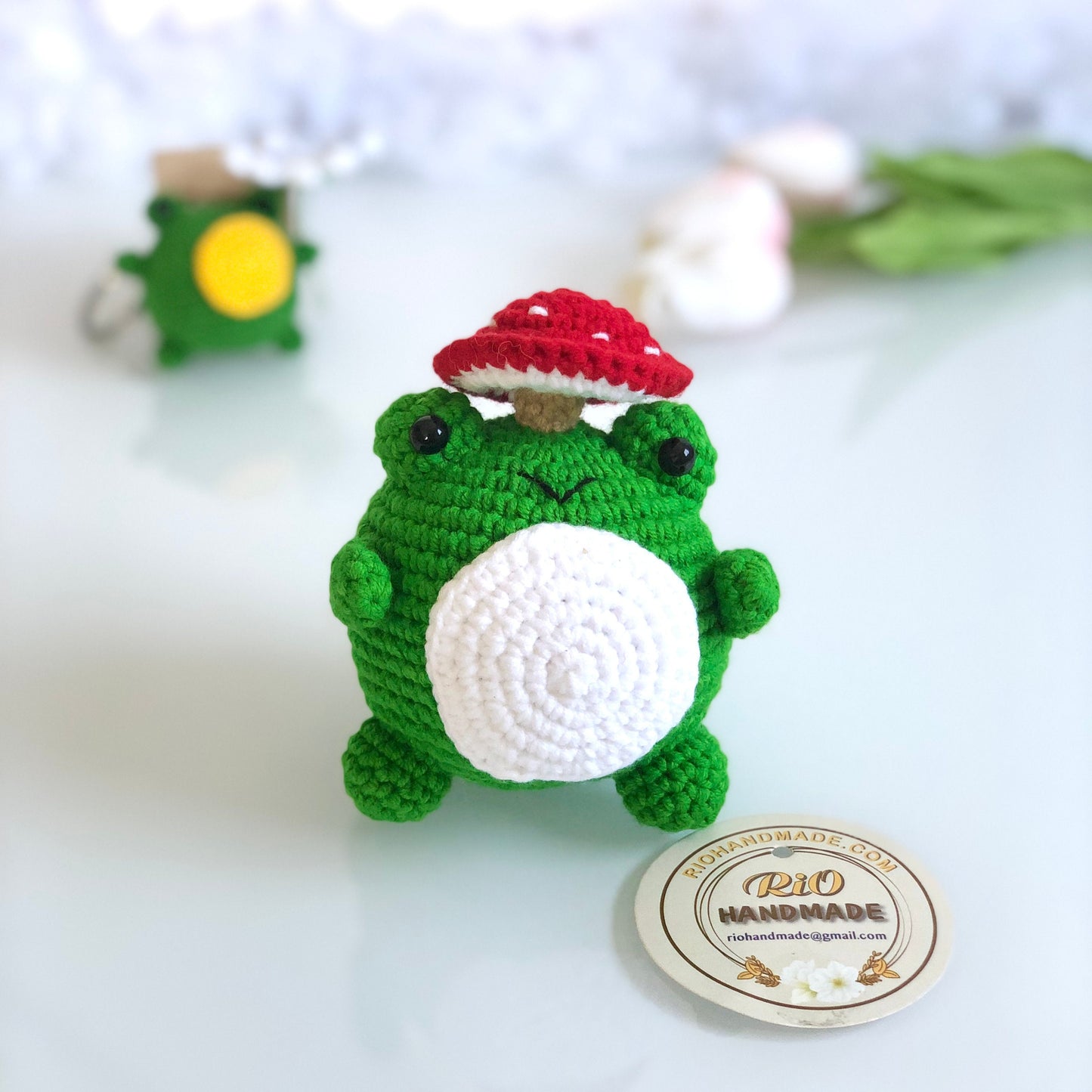 Rio Handmade yarn cotton frog mushroom crochet, amigurumi frog with daisy, cute frog, cute frog plush, home decor, adult hobby