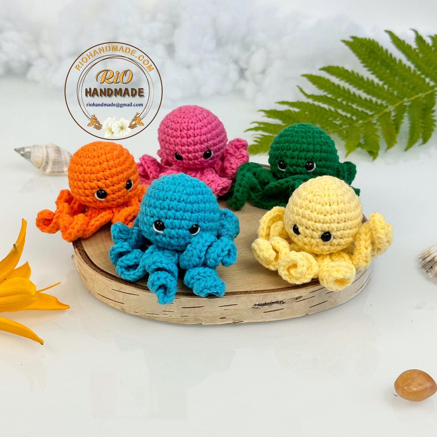 Handmade octopus crochet keychain, amigurumi octopus, car rear view hanging, cute gift