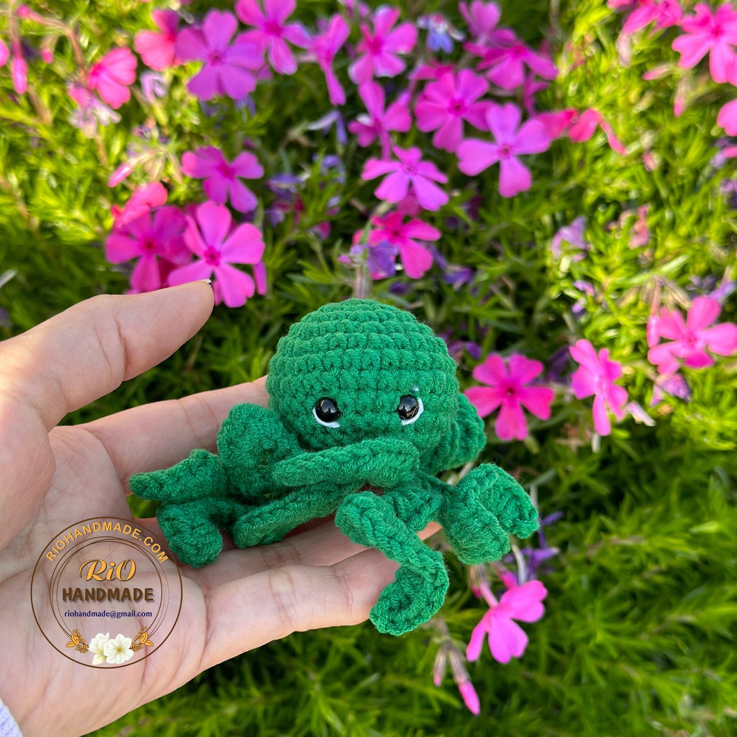 Handmade octopus crochet keychain, amigurumi octopus, car rear view hanging, cute gift