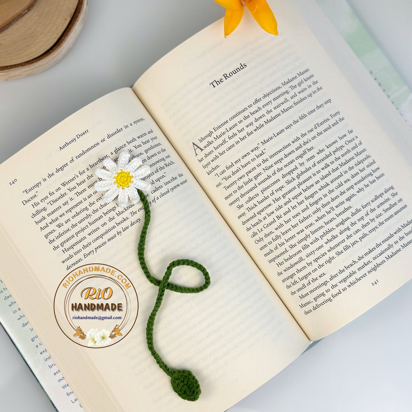 Ready To Ship, Rio Handmade Crochet Flower Bookmark, Gift For Teacher,Gift For Mom, Daisy Bookmark