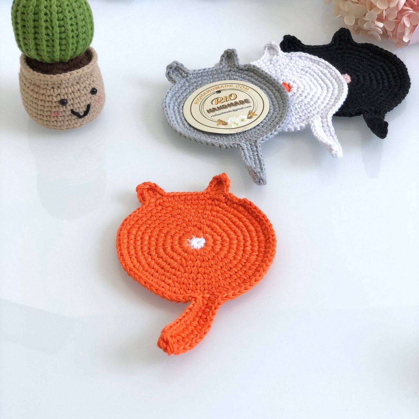 Handmade Cat Butt Coaster Crochet, Amigurumi Coaster, Cat Coaster, Mug Rug, Kitten Bottom,  Housewarming Gift, Home Decor