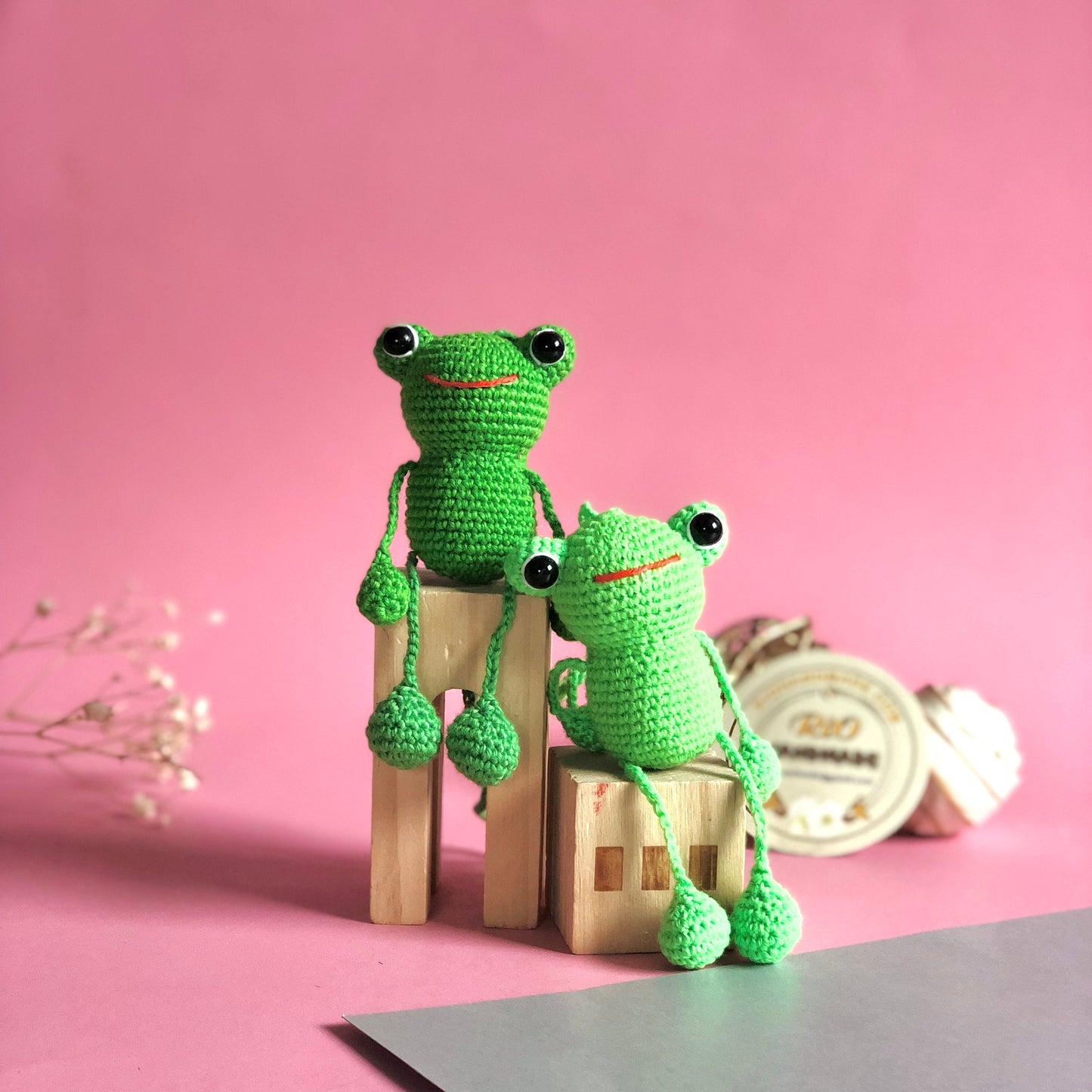 Handmade frog crochet keychain mirror charm crochet amigurumi, plushie toy, gift, car hanging accessory