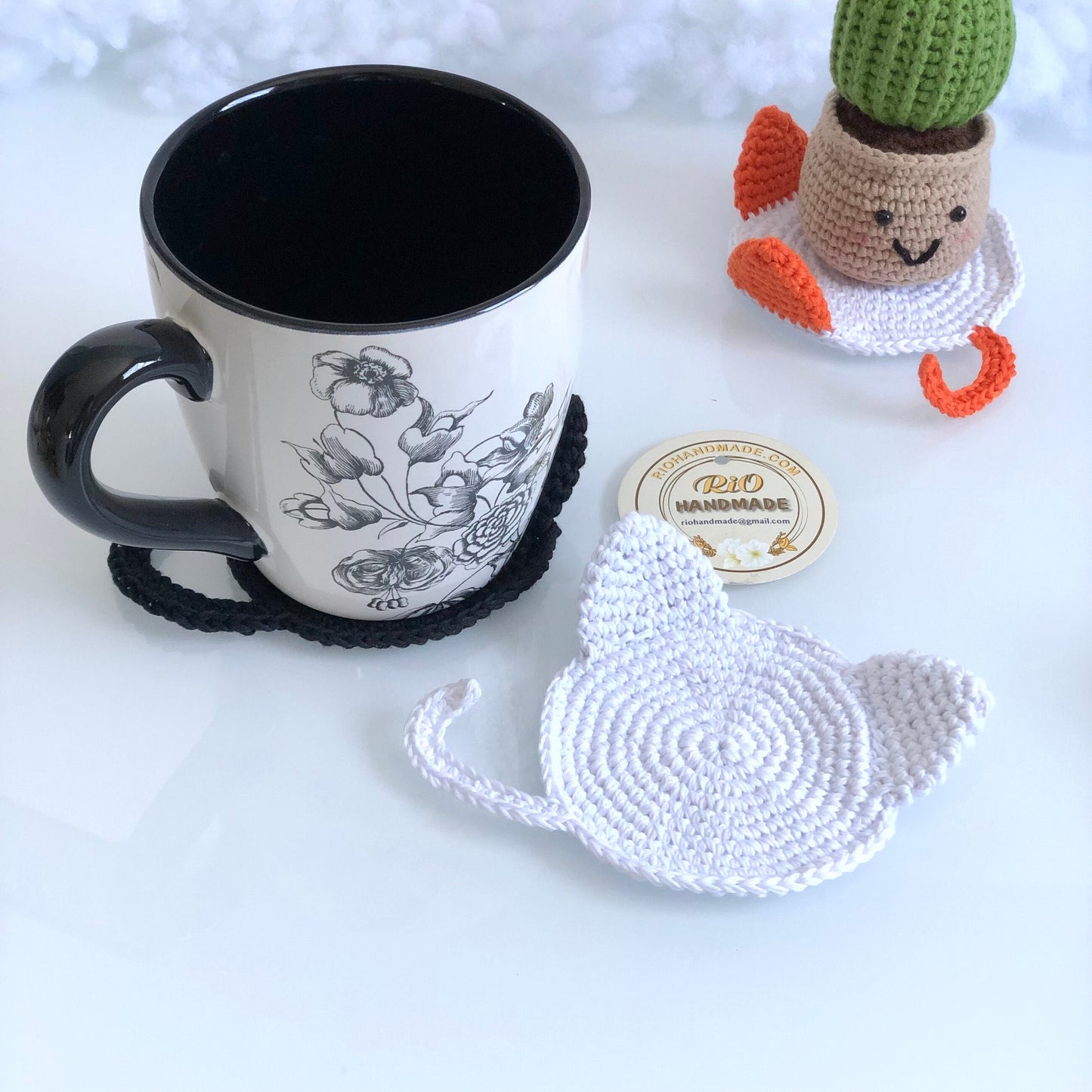 Handmade Cat Coaster Crochet, Amigurumi Coaster, Cat Coaster, Mug Rug, Kitten Bottom,  Housewarming Gift, Home Decor