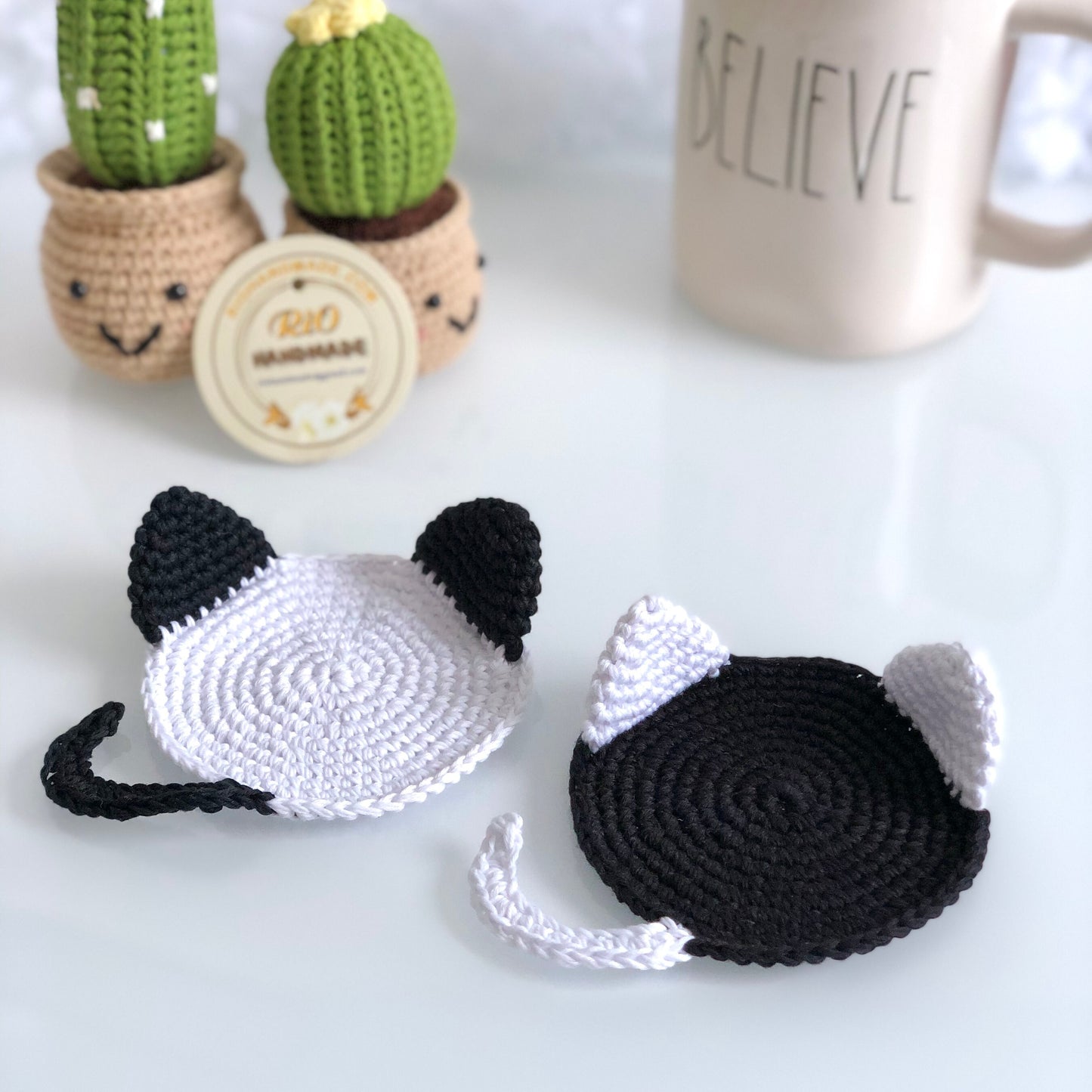 Handmade Cat Coaster Crochet, Amigurumi Coaster, Cat Coaster, Mug Rug, Kitten Mug Rug,  Housewarming Gift, Home Decor