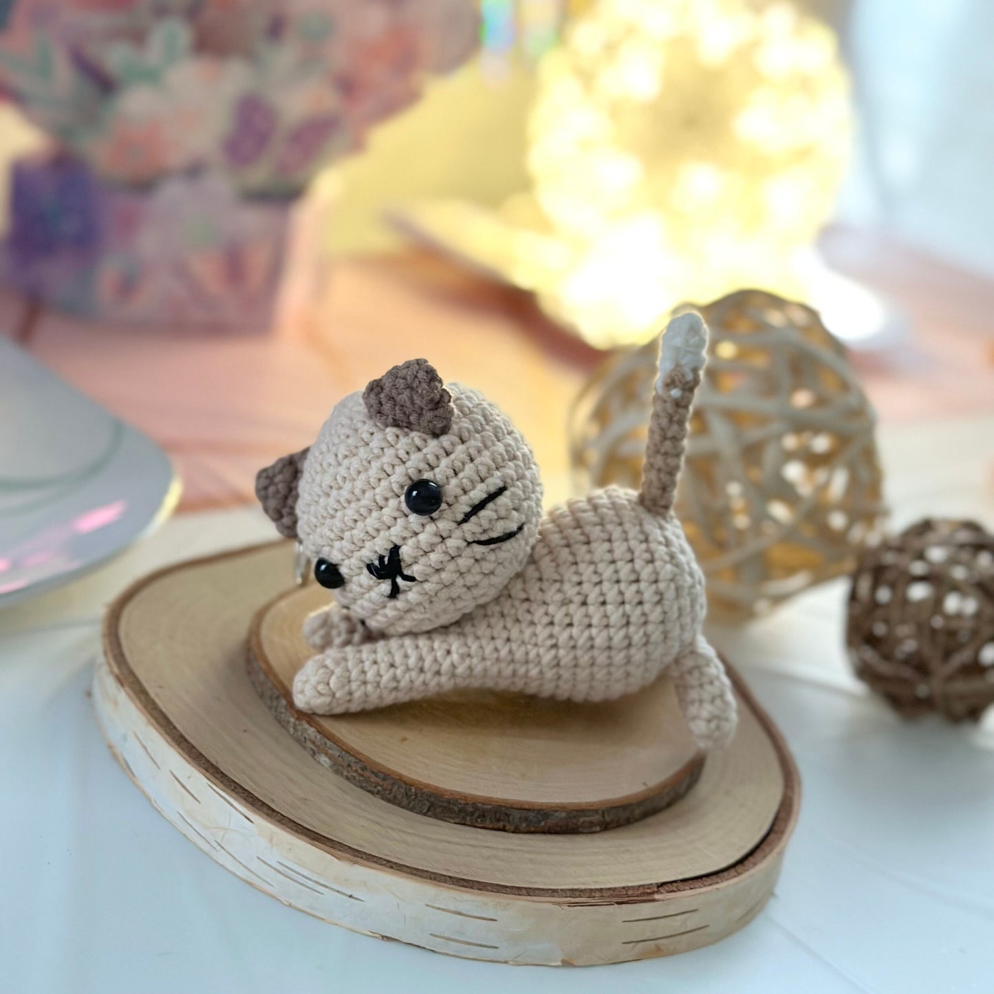 Handmade yarn cotton cat crochet, amigurumi cute little cat, home decor, adult hobby, perfect idea for gifts, present