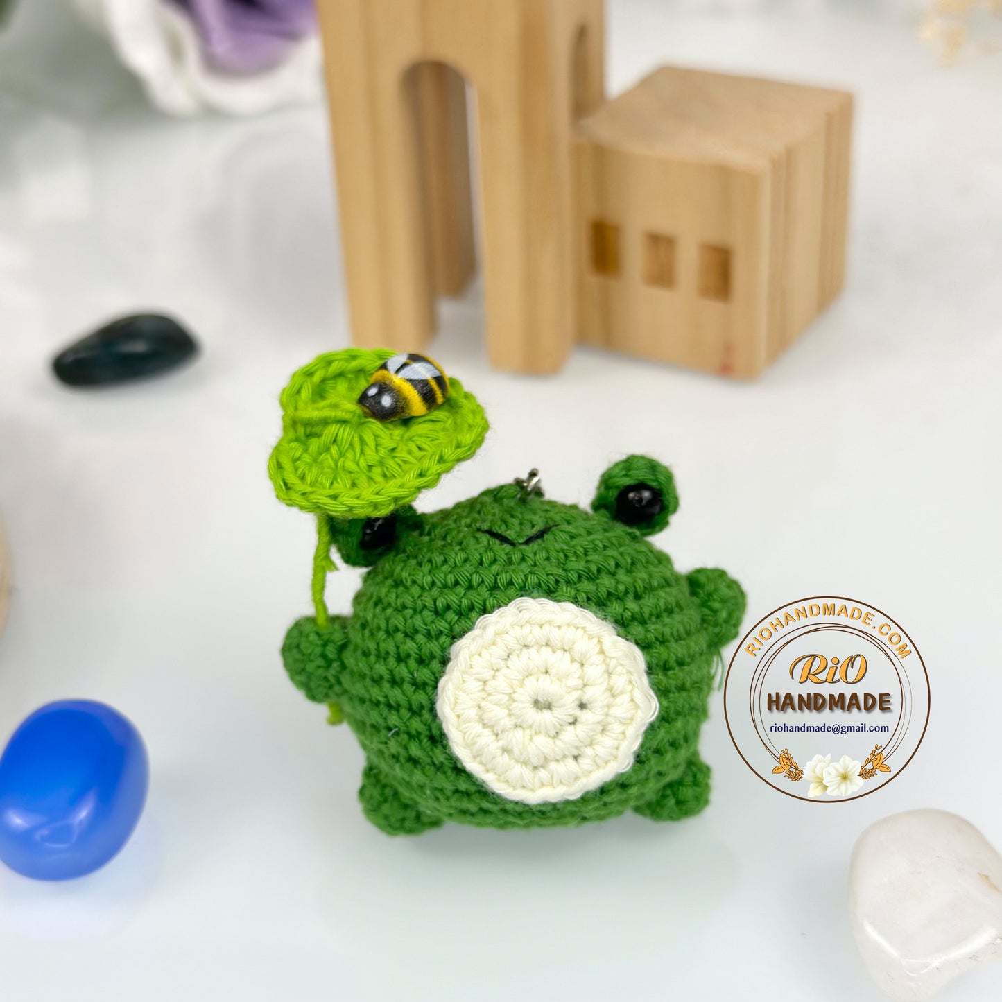 Rio Handmade yarn cotton frog crochet keychain, amigurumi frog with lotus leaf, cute frog car rear view hanging, home decor, adult hobby