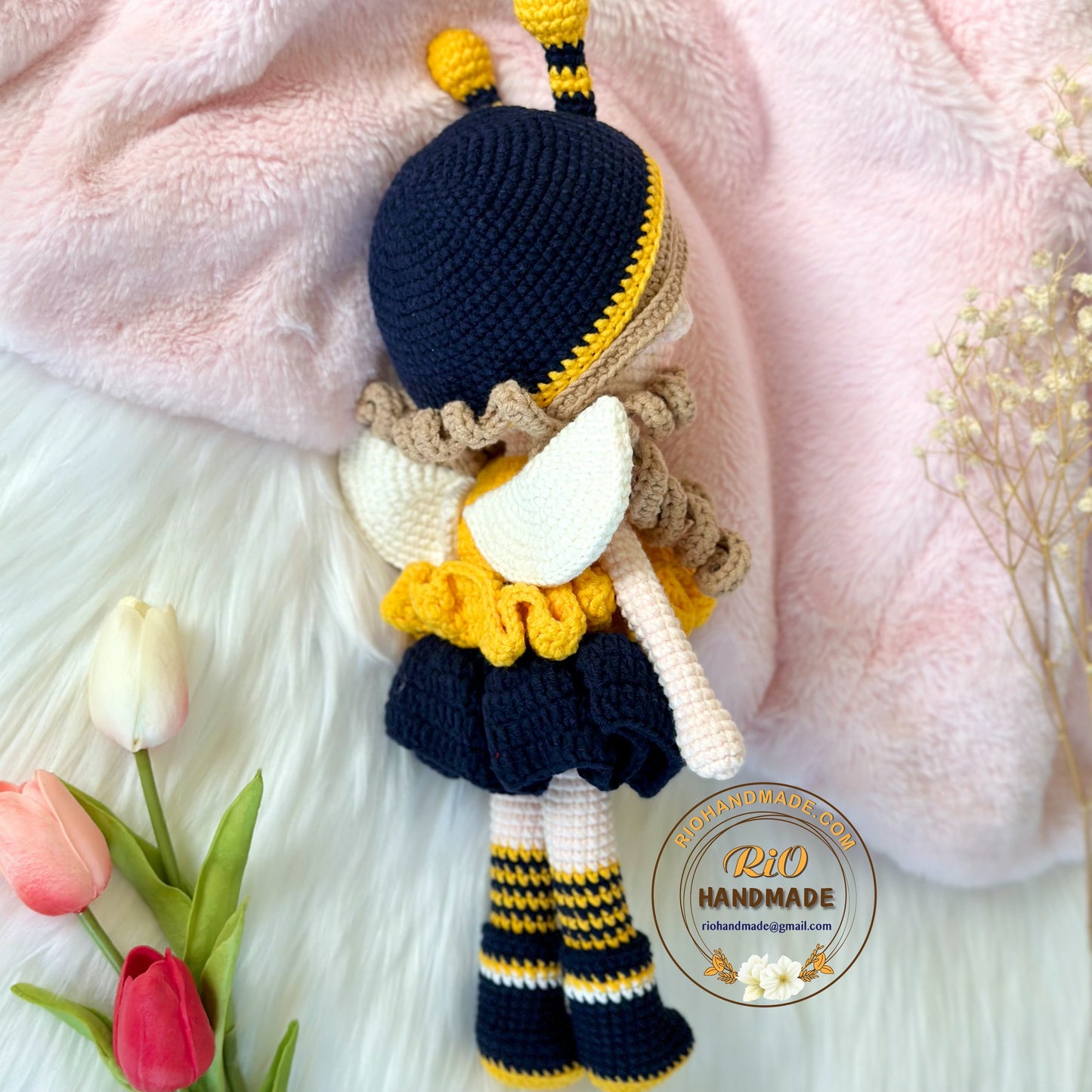 Handmade yarn cotton doll crochet, amigurumi bee doll , cute doll, soft toy for baby, toddler, kid, adult hobby
